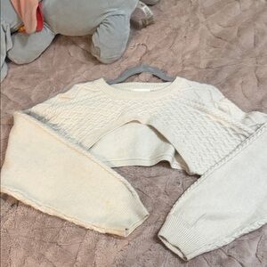 H&M Cream Ribbed Crewneck Sweater